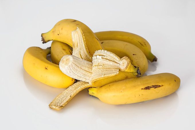 Ce ti se intampla in corp daca mananci doua banane pe zi