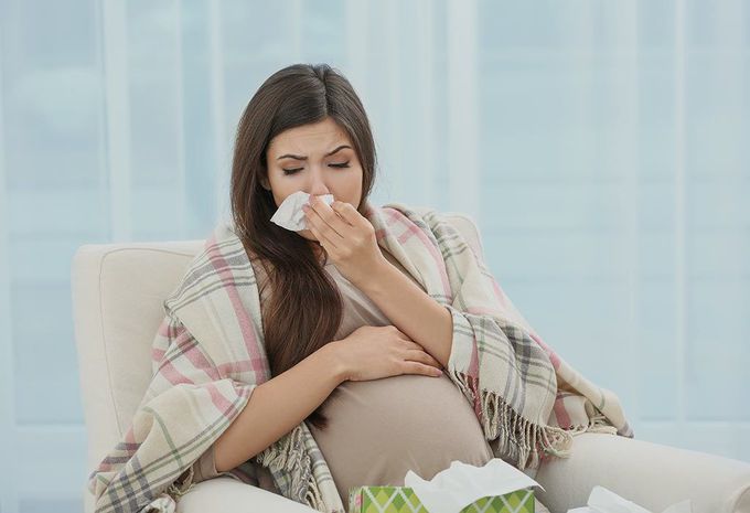 Gripa in sarcina: simptome, riscuri si tratament