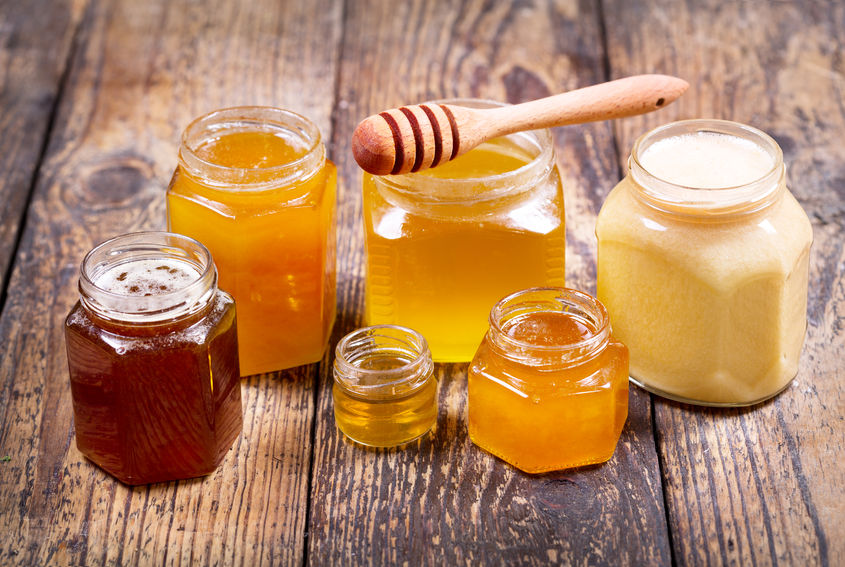 Cum deosebim mierea naturala de cea contrafacuta