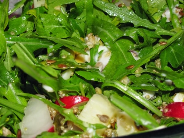 De ce sa consumi primavara salata de papadie